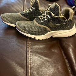 Nike Olive Green Sneakers