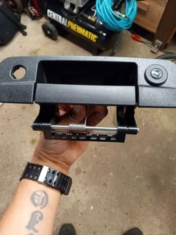 Rear backup camera tailgate for Dodge ram 1500 meet up pick up only