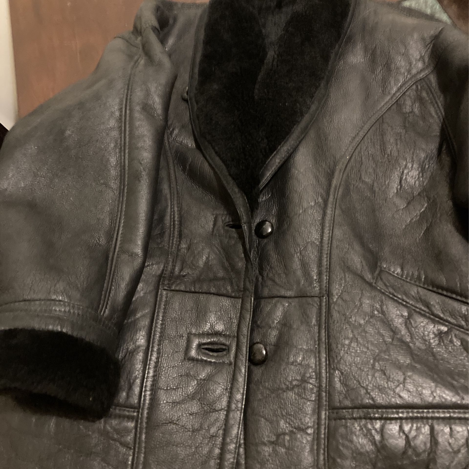 Women’s Med Leather Fur Lined Jacket.