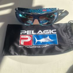 pelagic polarized