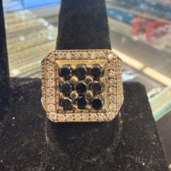 10KT Gold Ring W/ Diamonds & Onyx 42000-1