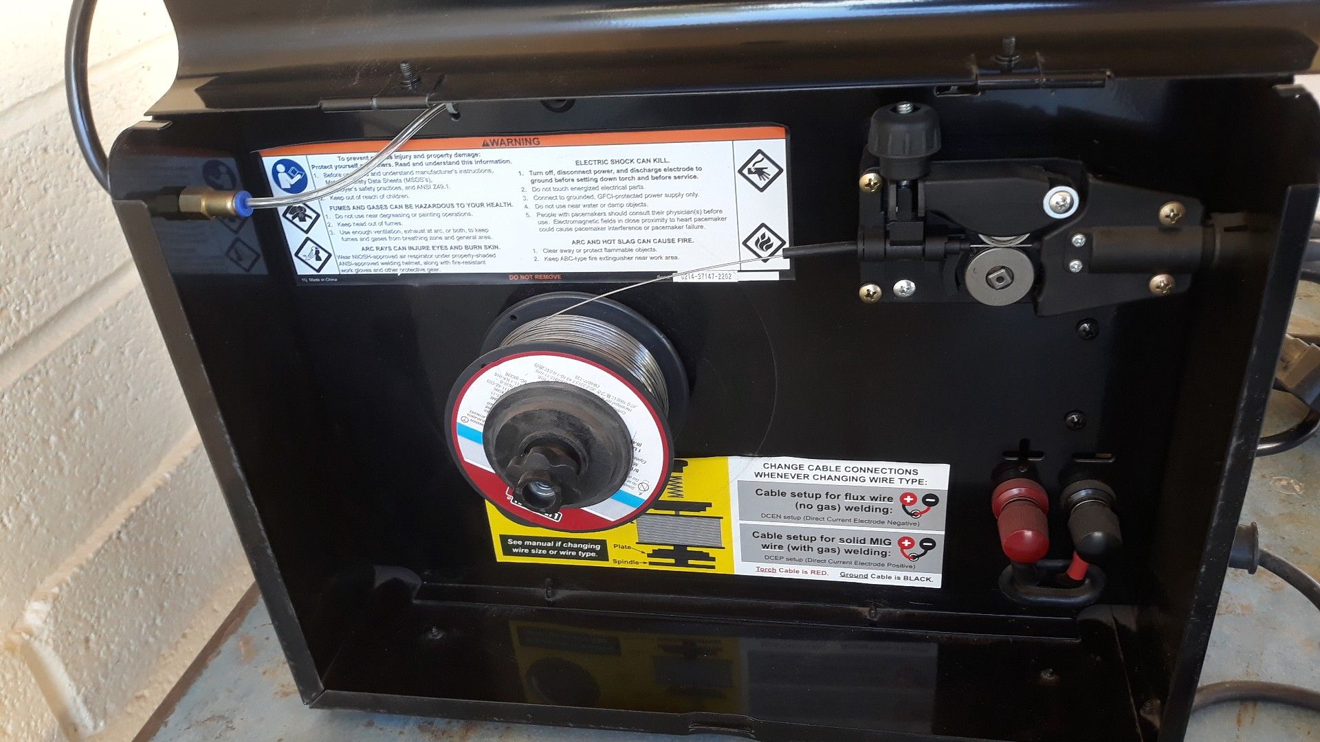 Chicago electric mig 170 wire feed welder for Sale in Tempe, AZ OfferUp