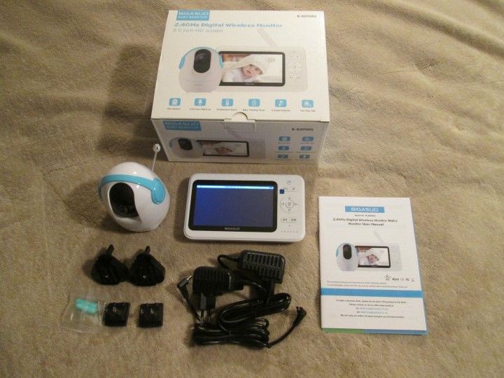 Baby Monitor With Screen And Accessories