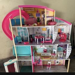 Barbie House 