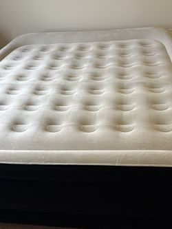 California King AIR MATTRESS