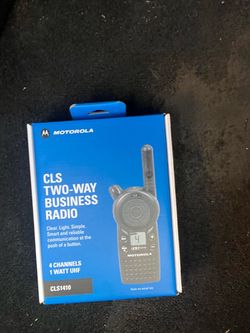Motorola CLS1410 Two-Way Business Radio