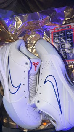 Kobe draft day size 10 “New Jersey Nets”