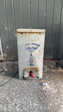 Electric smoker