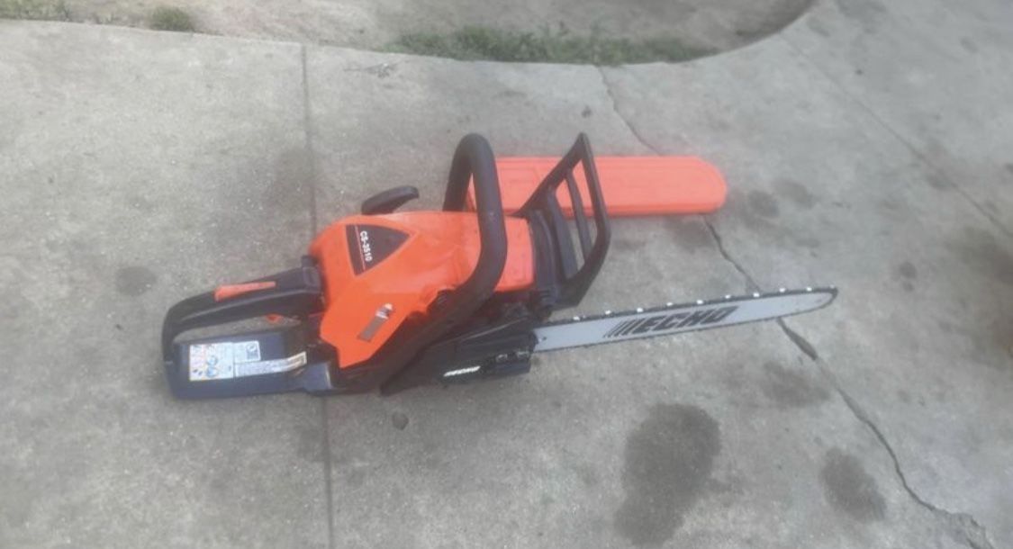 ECHO 16 in. 34.4 cc Gas 2 Stroke Engine Rear Handle Chainsaw