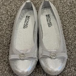 Michael Kors Girls Size 2 Shoes