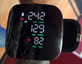 Blood pressure monitor