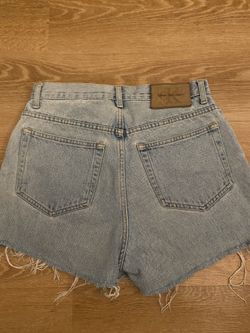 CALVIN KLEIN JEAN SHORTS