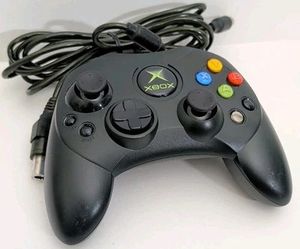 2  Xbox 360 Controls Firts Generation