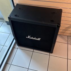 Marshall MG412ACF Electric Guitar 120-watt 4x12" "Carbon Fiber" Angled Cabinet