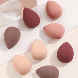 8 Count Nude Beauty Blenders Thumbnail