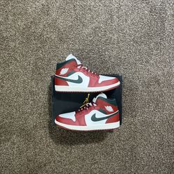 Jordan 1 Redstone Midnight Green Size 10