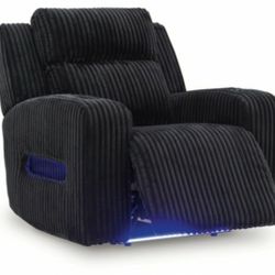 New Recliner Twinbrooke