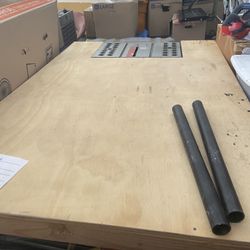 Work Bench With Table Saw