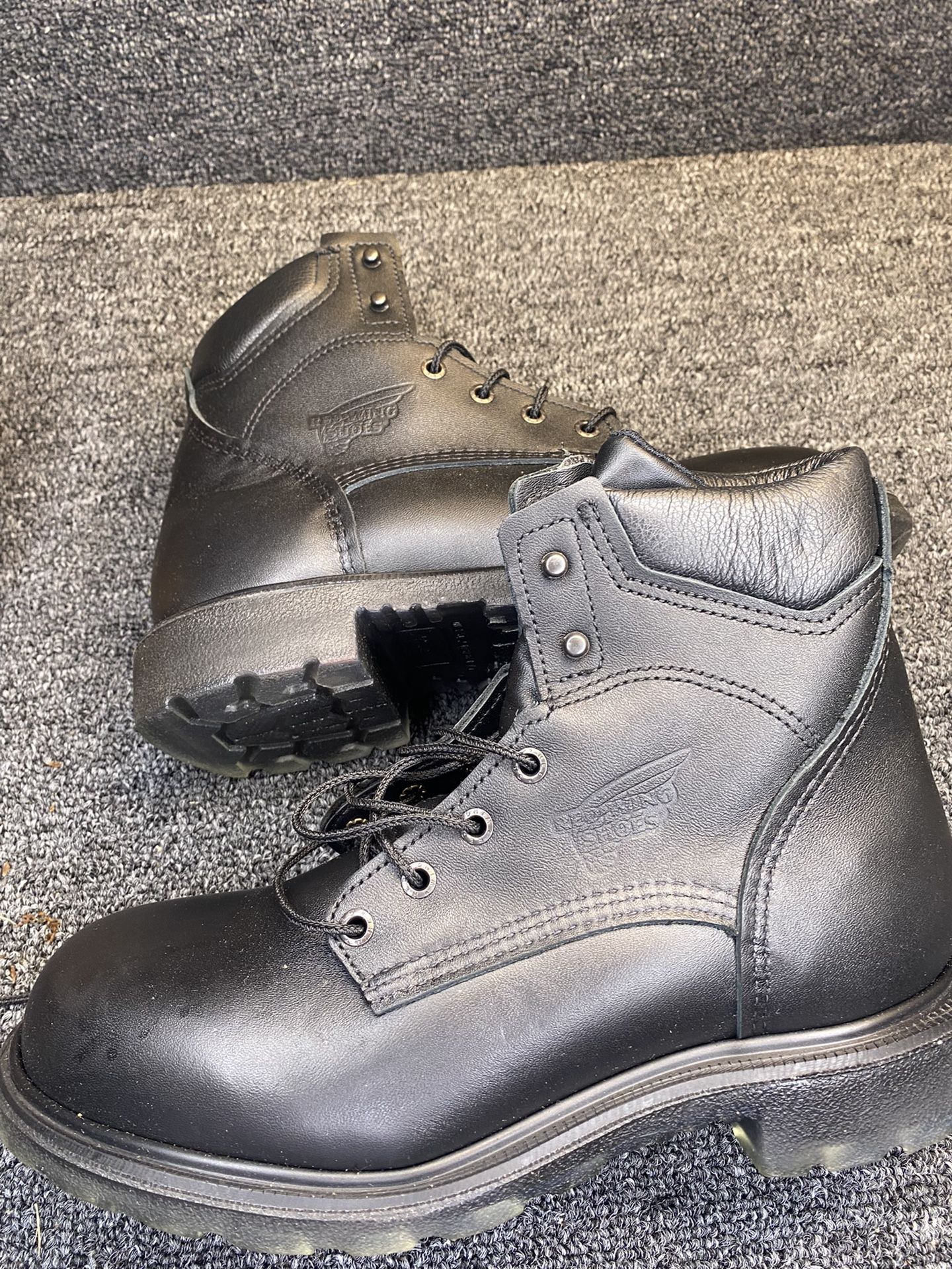 Red Wing Boots 8 1/2 NEW