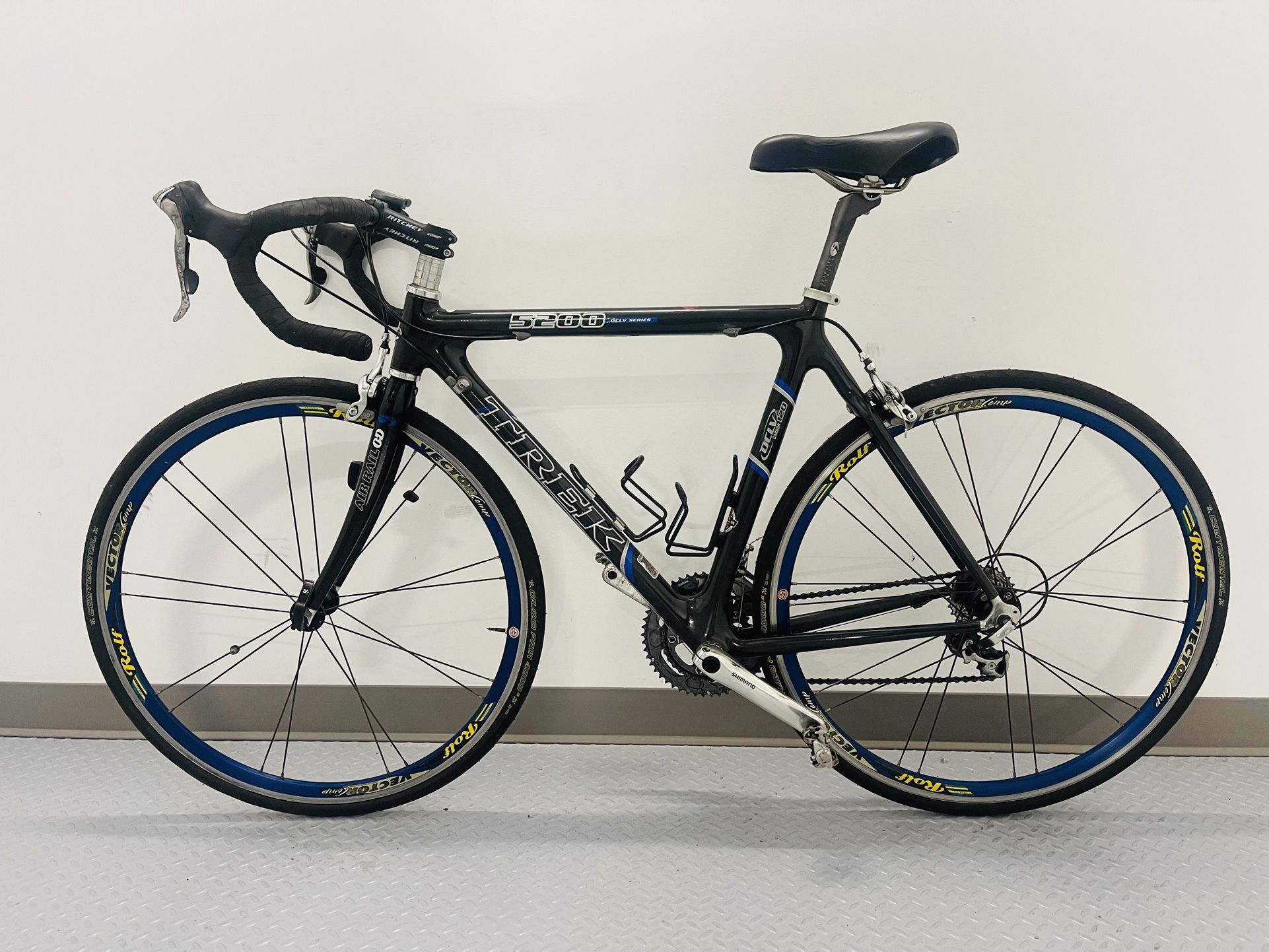 Beautiful Bicycle Trek Full Carbon Road Bike