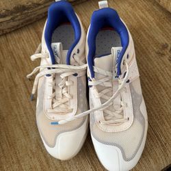 Women's Softball Cleats