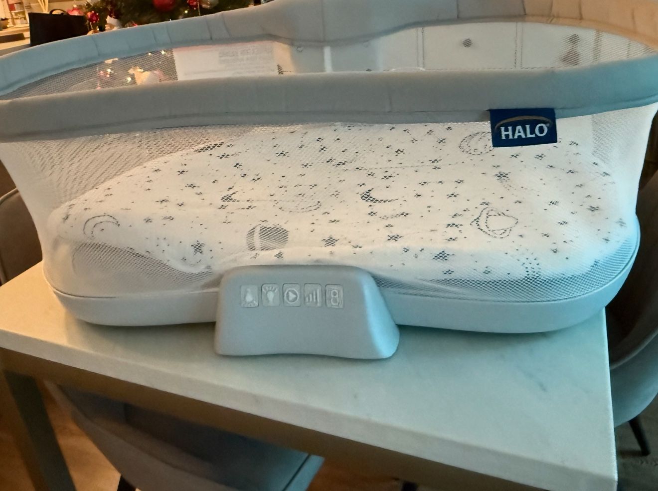 HALO Bassinest – Top Portion Only (No Stand) – Excellent Condition