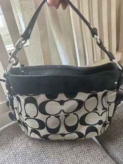 Coach-Signature Zoe Hobo Shoulder