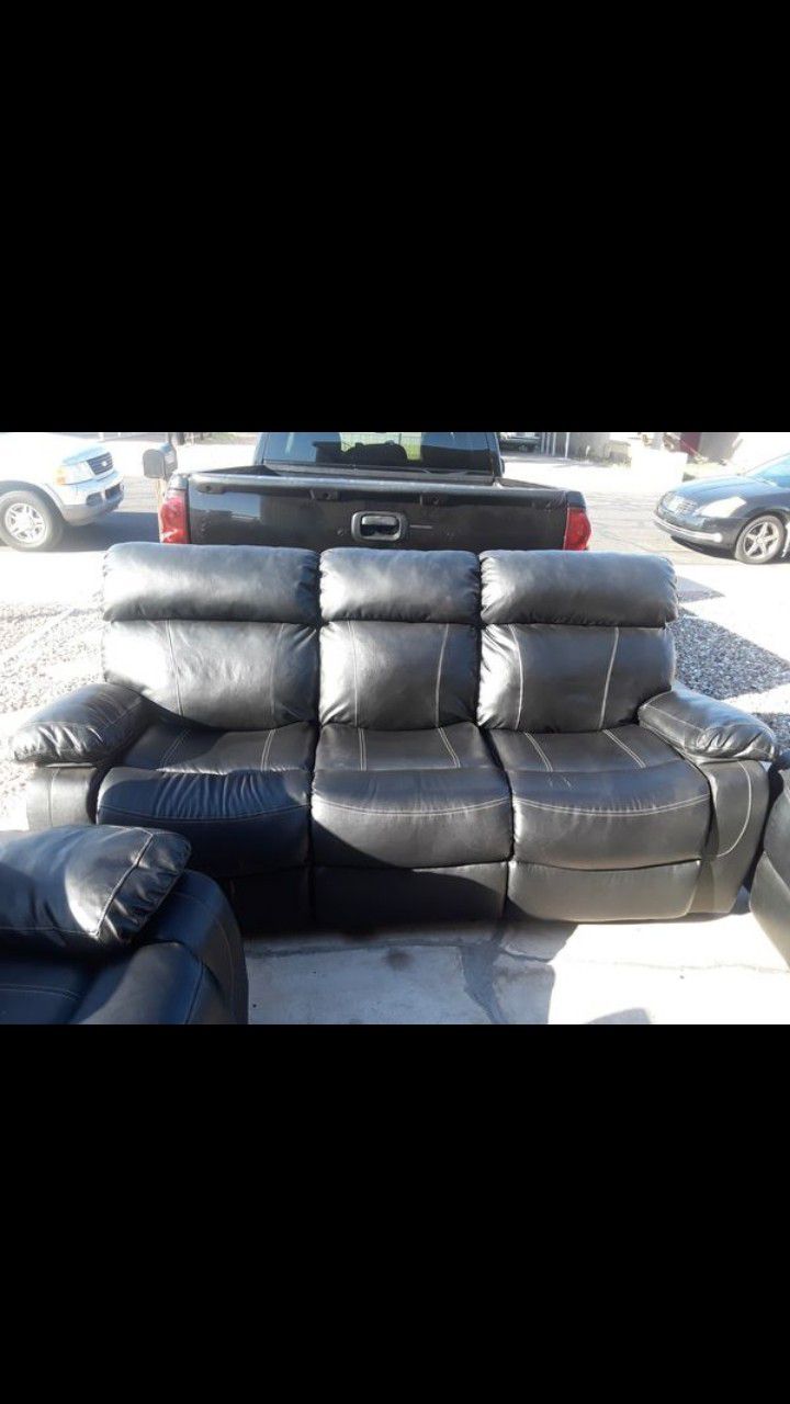Clean sofa's For Sale