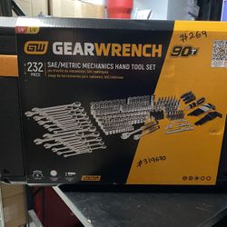 GEARWRENCH 1/4 in. and 3/8 in. Drive 90-Tooth Standard and Deep SAE/Metric Mechanics Tool Set in 3-Drawer Storage Box (232-Piece)