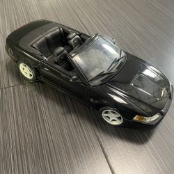 Mustang GT 1/18 Diecast 