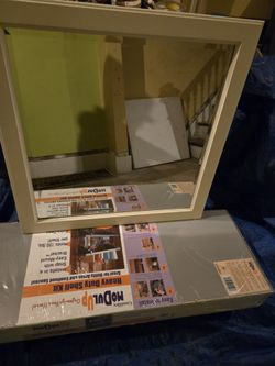 10 30"×30" HIGH QUALITY MIRRORS WITH WOOD FRAME