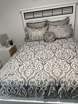 Queen Bed Frame, Deep Pocket Mattress,  Like New.