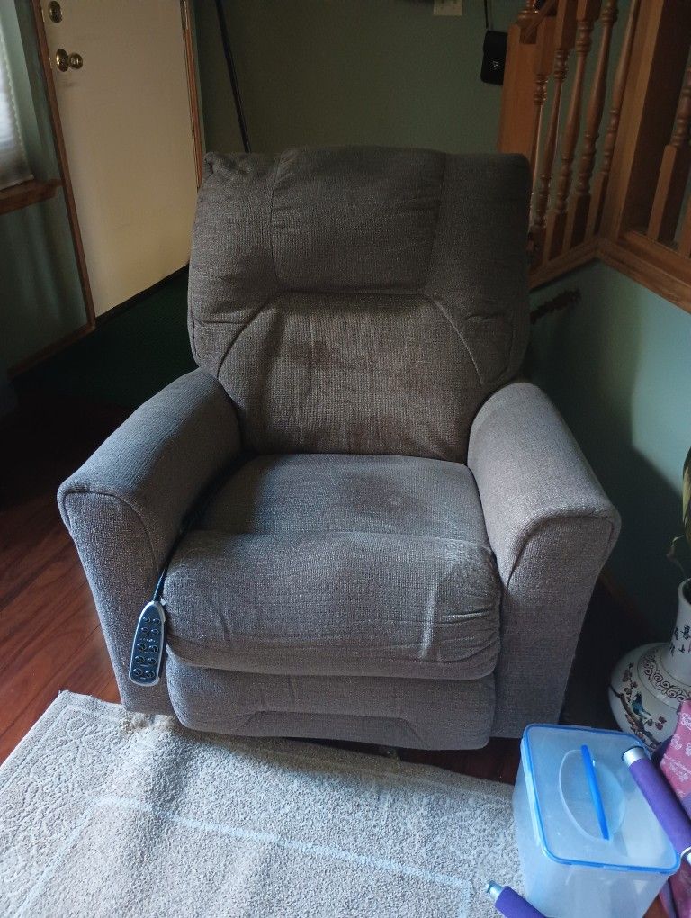 Lazy Boy Vibrating/Heating Rocking Recliner
