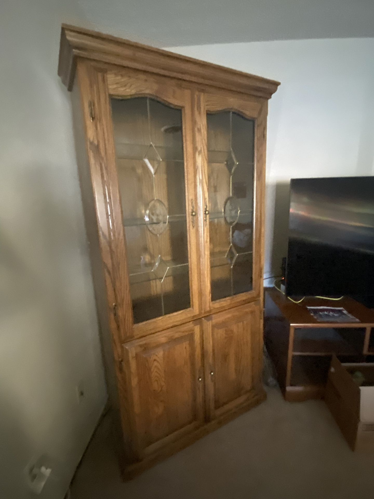 China/Curio Cabinet