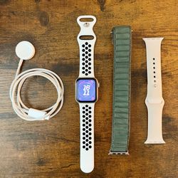 Apple Watch SE + GPS/Cellular