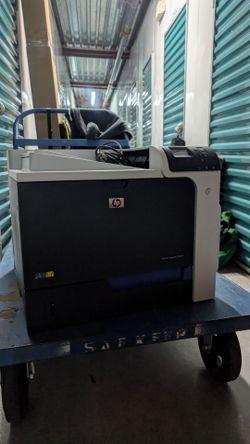 HP Color LaserJet Office Printer w/  New Toner