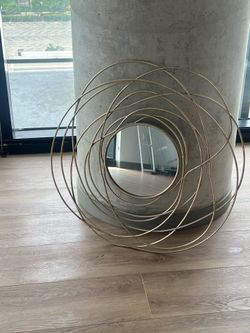 Mirror decor