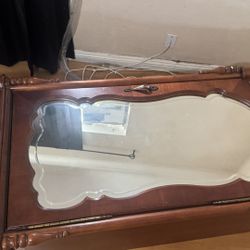 Free vintage or antique mirrored armoire