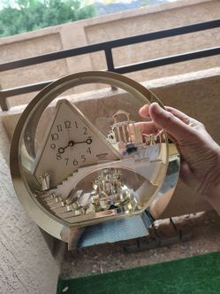 Rhythm Quartz Decorative Mantel Clock