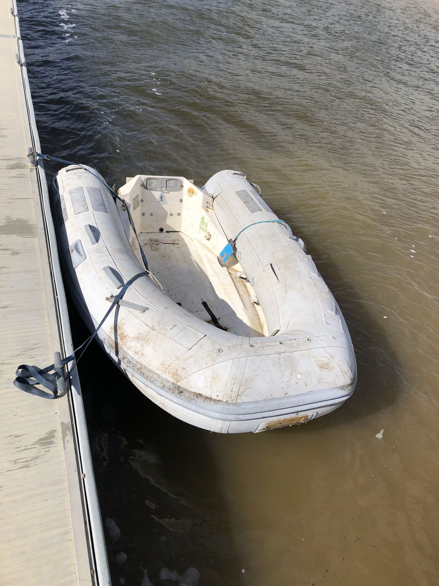 8’ caribe hard bottom inflatable boat 
