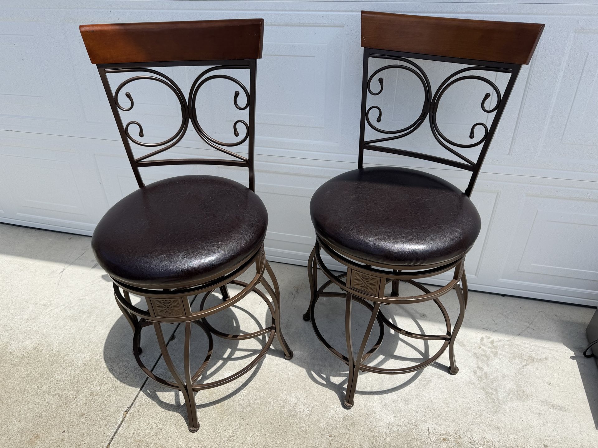 Bar Stools, Great Condition