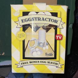 Eggstractor With An Egg Slicer