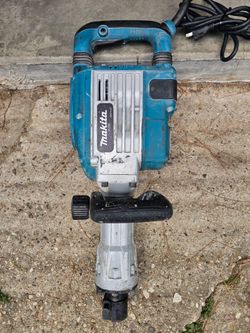 Hamerr drill makita