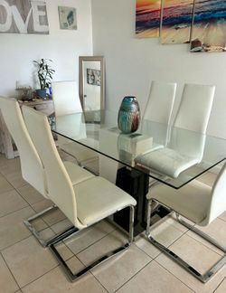 Dining set