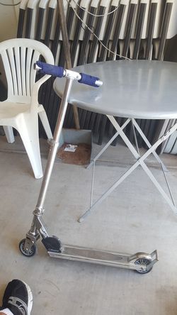 Razor aluminum scooters, two