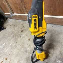 Dewalt sander in excellent condition. I asked. Without any commitment