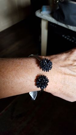 New Macys bracelet w box