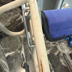 Invacare Reliant 450 hoyer lift