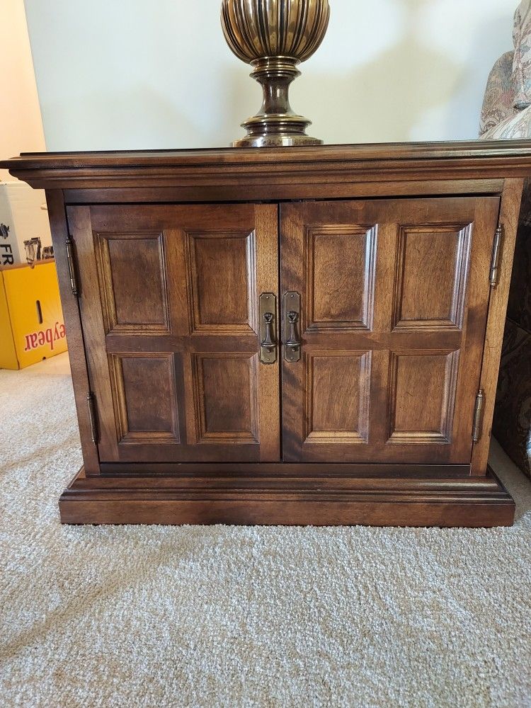 Ethan Allen End Table