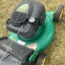 Lawn Mower Ruaning Great 200.00